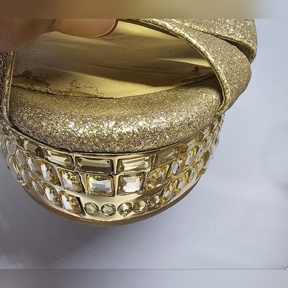 Gianni Bini Gold Glitter Strappy Sandals - Size 8.5 - Picture 8 of 10